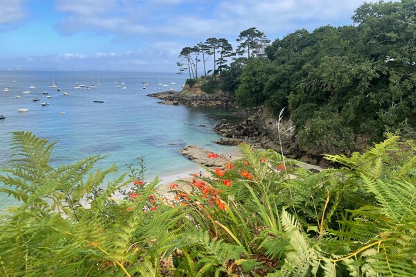 Foto van 100 meter van het zandstrand in Plougonvelin. - Vakantiehuis in Plougonvelin - AreaWinter1KM