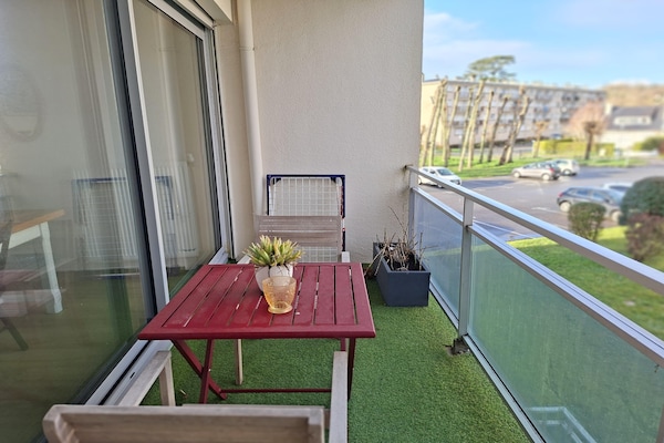Foto van 100 meter van het zandstrand in Plougonvelin. - Vakantiehuis in Plougonvelin - TerraceBalcony