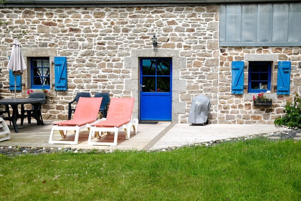 Foto van Stenen huis in Bretagne bij Roscoff & strand - Vakantiehuis in Plougoulm - TerraceBalcony
