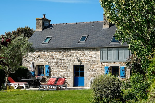 Foto van Stenen huis in Bretagne bij Roscoff & strand - Vakantiehuis in Plougoulm - ExteriorSummer