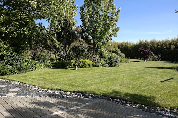 Foto van Stenen huis in Bretagne bij Roscoff & strand - Vakantiehuis in Plougoulm - GardenSummer