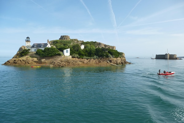 Foto van Stenen huis in Bretagne bij Roscoff & strand - Vakantiehuis in Plougoulm - AreaSummer20KM