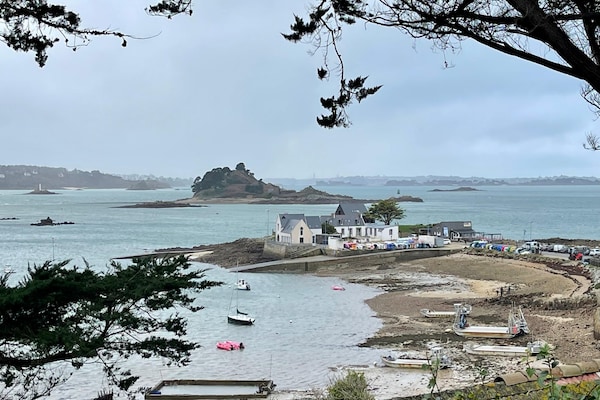 Foto van Vakantiehuis in Terenez met Uitzicht op Zee - Vakantiehuis in Plougasnou - AreaSummer1KM
