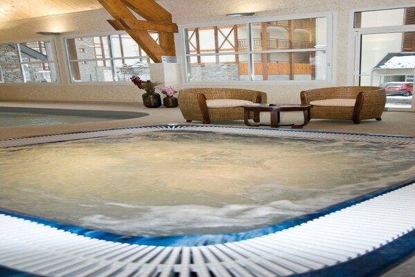 Foto van Goed onderhouden appartement met thermale baden - Vakantiehuis in SAINT-MAMET - ParkFacilities