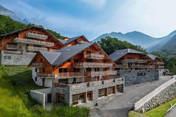 Foto van Appartement in Serre Chevalier Skigebied - Vakantiehuis in VAUJANY - ExteriorSummer