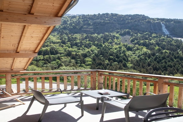 Foto van Appartement in Serre Chevalier Skigebied - Vakantiehuis in VAUJANY - TerraceBalcony