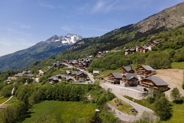 Foto van Chalet in Vaujany met Berguitzicht - Vakantiehuis in VAUJANY - AreaSummer5KM