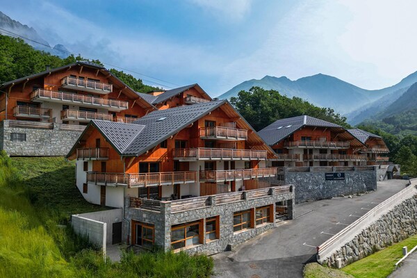 Foto van Premium appartement in Vaujany - Vakantiehuis in VAUJANY - ExteriorSummer