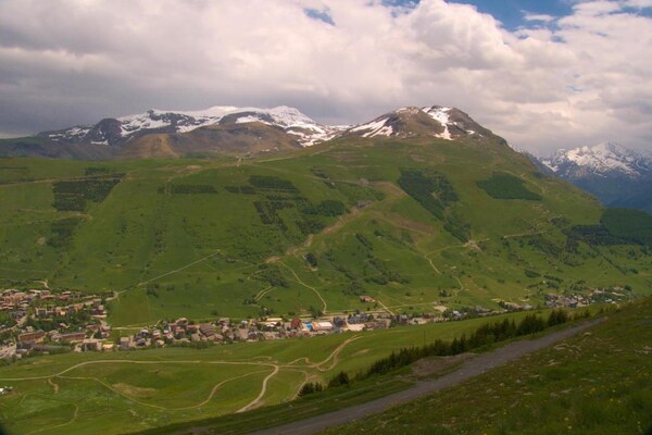 Foto van Verblijf in Noordelijke Alpen met balkon - Vakantiehuis in Les Deux Alpes - AreaSummer5KM
