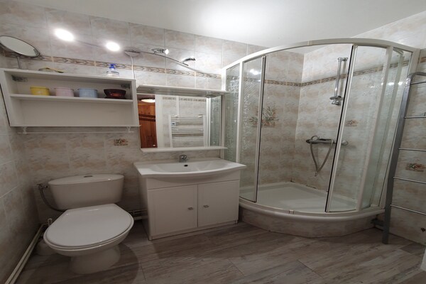 Foto van Verblijf in Noordelijke Alpen met balkon - Vakantiehuis in Les Deux Alpes - BathRoom