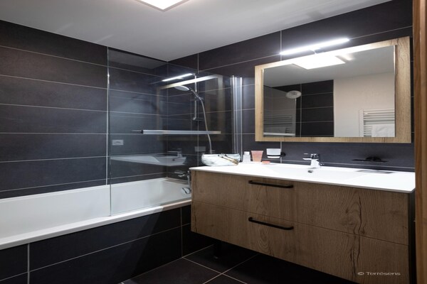 Foto van Appartement in Les Deux Alpes bij Skipistes - Vakantiehuis in Les Deux Alpes - BathRoom