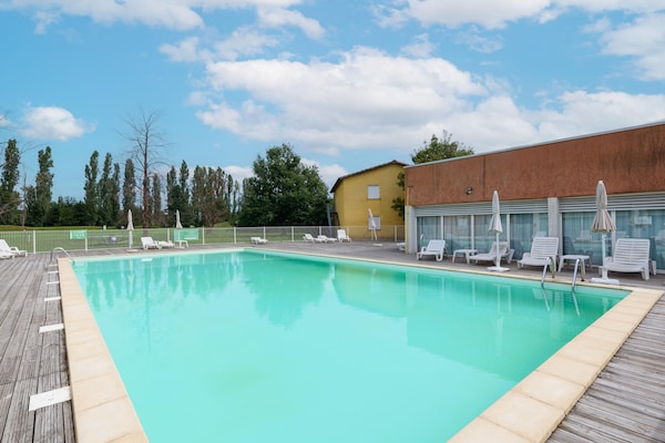 Foto van Toegankelijk verblijf in de wijngaarden voor vier personen - PoolOfHouse