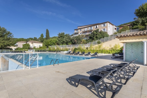 Foto van Provençaals familieappartement voor 6 personen - Vakantiehuis in CALLIAN (VAR) - PoolOfHouse