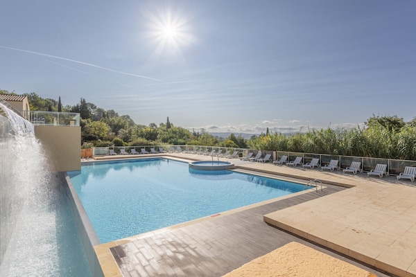 Foto van Provençaals familieappartement voor 6 personen - Vakantiehuis in CALLIAN (VAR) - PoolOfHouse