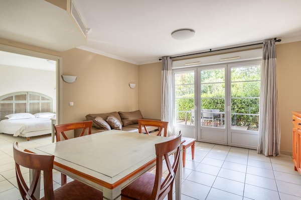 Foto van Provençaals familieappartement voor 6 personen - Vakantiehuis in CALLIAN (VAR) - LivingRoom