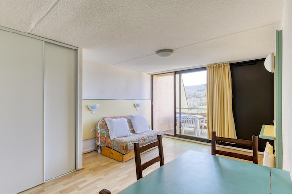 Foto van Toegankelijk verblijf aan het meer voor 4 personen in Miremont - LivingRoom