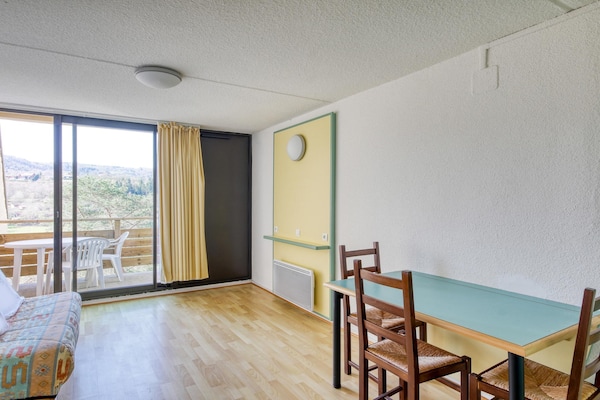 Foto van Toegankelijk verblijf aan het meer voor 4 personen in Miremont - DiningRoom