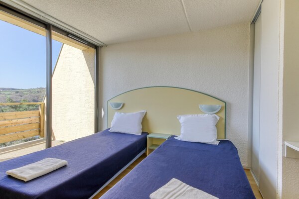 Foto van Toegankelijk verblijf aan het meer voor 4 personen in Miremont - BedRoom