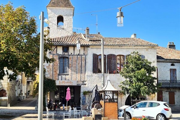 Foto van Villa in de Dordogne met privéjacuzzi - Vakantiehuis in LANZAC - Untagged