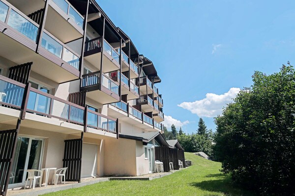 Foto van Premium Cerdagne-appartement voor 6 personen - Vakantiehuis in Font Romeu Ermitage - ExteriorSummer