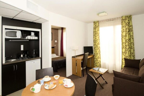 Foto van Aparthotel Odalys City Bioparc - Vakantiehuis in LYON - LivingRoom
