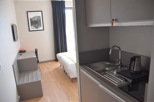 Foto van Stadsverblijf Lyon nabij de rivier de Sâone - Vakantiehuis in Lyon - Kitchen