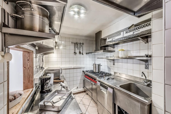Foto van Traditioneel chalet 180m2 - 6 slaapkamers, 6 badkamers, jacuzzi - Untagged