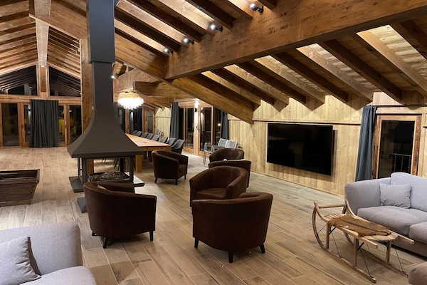 Foto van Alpenchalet met spa en huisdieren - Vakantiehuis in Champagny en Vanoise - LivingRoom
