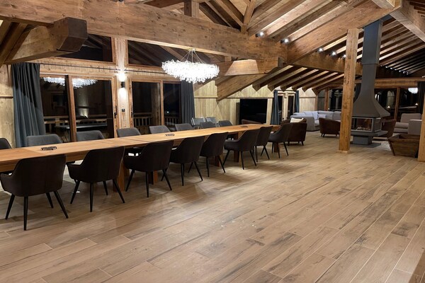 Foto van Alpenchalet met spa en huisdieren - Vakantiehuis in Champagny en Vanoise - DiningRoom
