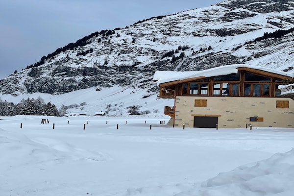 Foto van Alpenchalet met spa en huisdieren - Vakantiehuis in Champagny en Vanoise - ExteriorWinter
