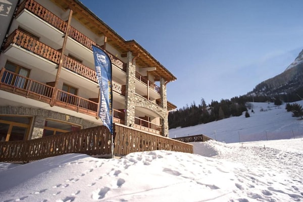 Foto van Premium familiehub voor vijf personen - Vakantiehuis in LANSLEBOURG - ExteriorWinter
