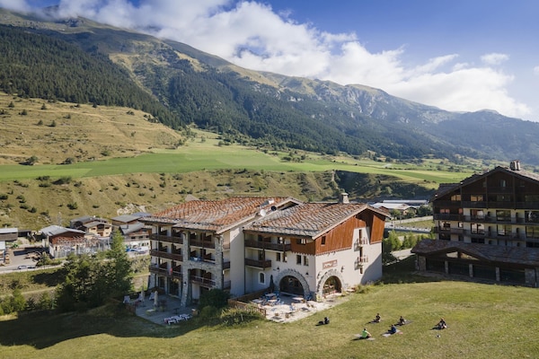 Foto van Premium familiehub voor vijf personen - Vakantiehuis in LANSLEBOURG - AreaSummer1KM