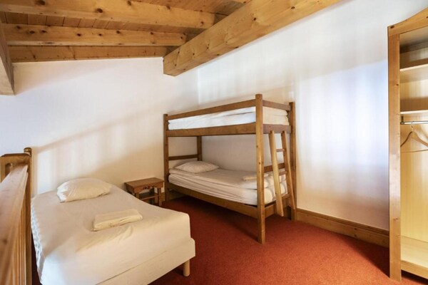 Foto van Premium familiehub voor vijf personen - Vakantiehuis in LANSLEBOURG - BedRoom