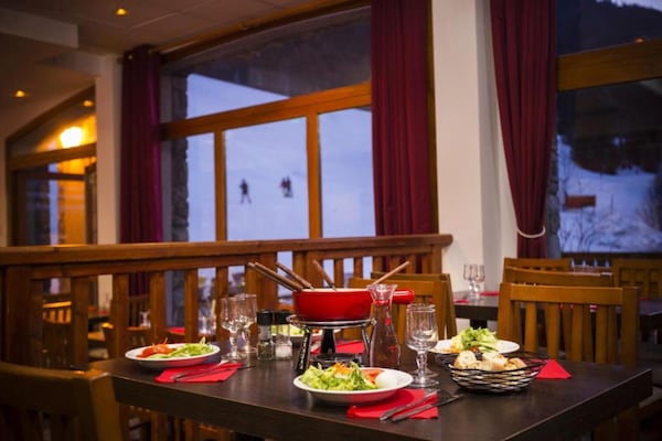 Foto van Premium familiehub voor vijf personen - Vakantiehuis in LANSLEBOURG - DiningRoom