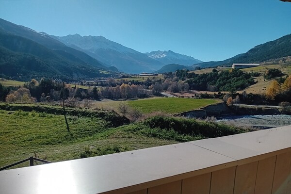 Foto van Appartement Termignon bij Skipistes - Vakantiehuis in Val Cenis - TerraceBalcony