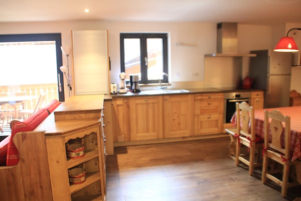 Foto van Appartement in Chatel met Bergzicht - Vakantiehuis in Châtel - Kitchen