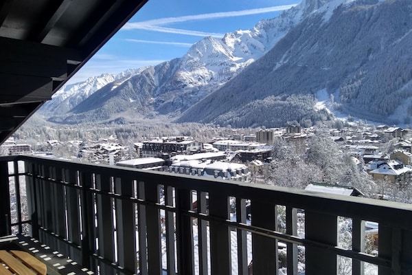 Foto van Modern vakantieverblijf in Chamonix met balkon - Vakantiehuis in Chamonix-Mont-Blanc - TerraceBalcony