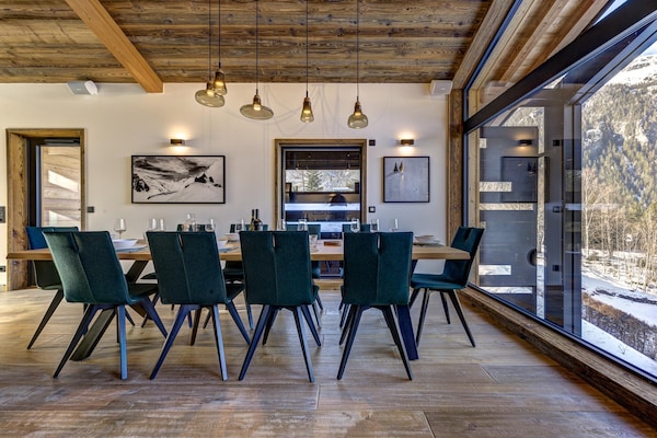 Foto van Rustig bergchalet, vallei van Chamonix - Vakantiehuis in Chamonix-Mont-Blanc - DiningRoom