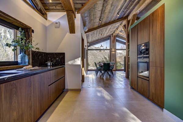 Foto van Rustig bergchalet, vallei van Chamonix - Vakantiehuis in Chamonix-Mont-Blanc - Kitchen