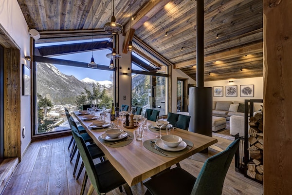 Foto van Rustig bergchalet, vallei van Chamonix - Vakantiehuis in Chamonix-Mont-Blanc - DiningRoom