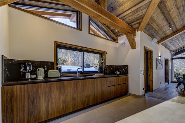 Foto van Rustig bergchalet, vallei van Chamonix - Vakantiehuis in Chamonix-Mont-Blanc - Kitchen