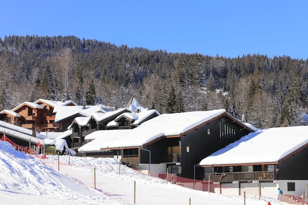 Foto van Appartement in Morillon bij Skipiste - Vakantiehuis in Morillon - Outdoor