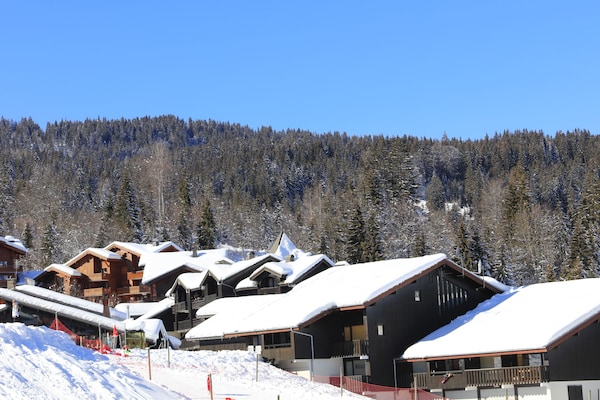 Foto van Appartement in Morillon bij Skipiste - Vakantiehuis in Morillon - Outdoor