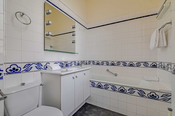 Foto van 1BDR/2P Apt - in de buurt van Monceau en Arc de Triomphe - Untagged