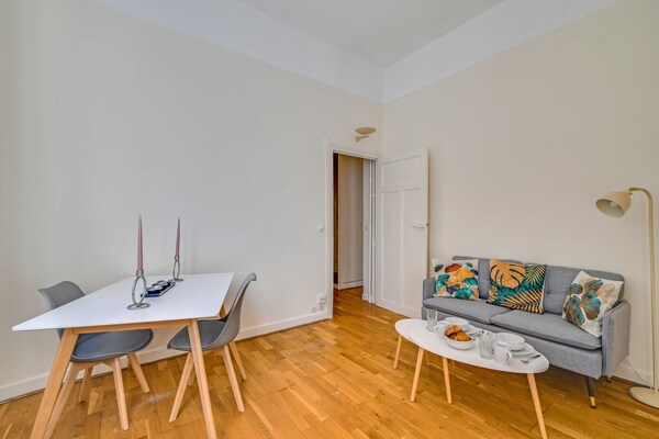 Foto van 1BDR/2P Apt - in de buurt van Monceau en Arc de Triomphe - Untagged