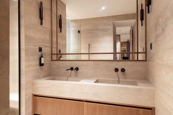 Foto van Prestigieus appartement met airconditioning, 4 slaapkamers/10 plaatsen – Arc de Triomphe - Untagged