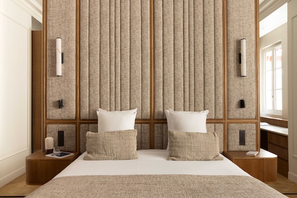 Foto van Prestigieus appartement met airconditioning, 4 slaapkamers/10 plaatsen – Arc de Triomphe - Untagged