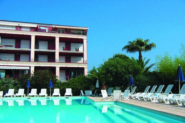 Foto van Provençaalse oase voor zes personen - Vakantiehuis in Sainte Maxime - ExteriorSummer