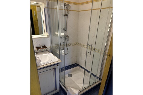 Foto van Riviera Haven voor gezinnen - Vakantiehuis in Sainte Maxime - BathRoom