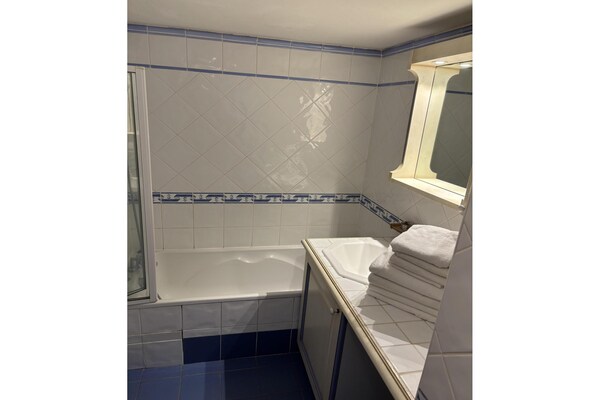Foto van Riviera Haven voor gezinnen - Vakantiehuis in Sainte Maxime - BathRoom